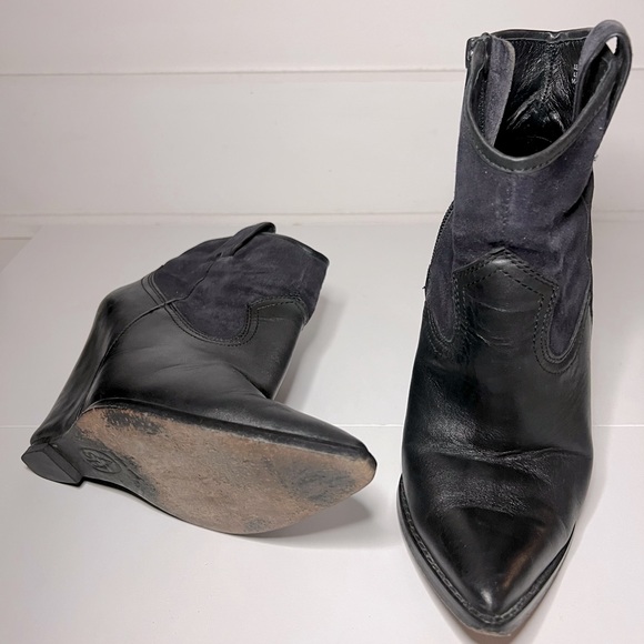 Ash bootie - Picture 2 of 2
